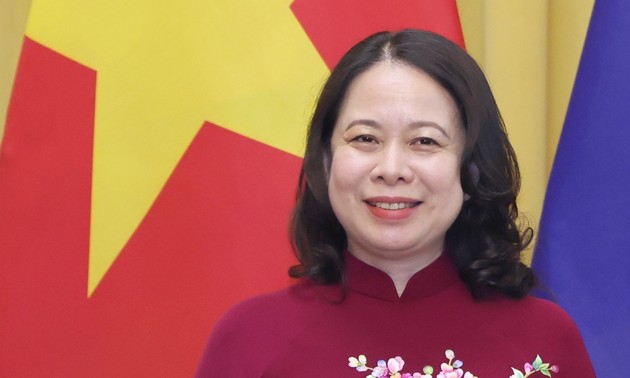 Во Тхи Ань Суан занимает должность исполняющей обязанности Президента СРВ с 21 марта