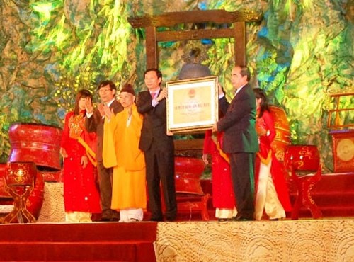 Quảng Ninh: Đón nhận Bằng Di tích Quốc gia đặc biệt và khai hội xuân Yên Tử 