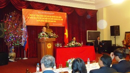 Chủ tịch Quốc hội Nguyễn Sinh Hùng gặp mặt bà con cộng đồng VN tại LB Nga