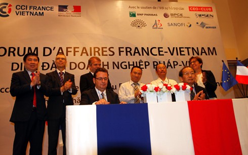 Nhiều thỏa thuận hợp tác Pháp – Việt được ký kết