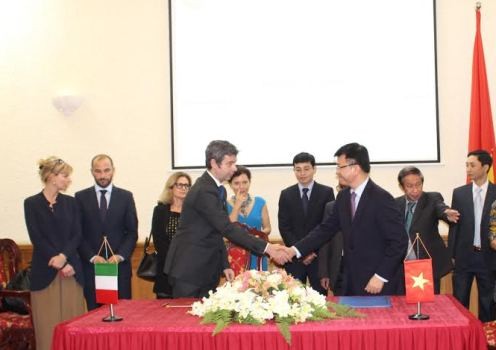 Việt Nam- Italia hợp tác trong lĩnh vực pháp luật và tư pháp 