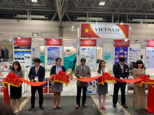 Doanh nghiệp Việt Nam tham dự triển lãm công nghiệp chế tạo tại Nhật Bản 