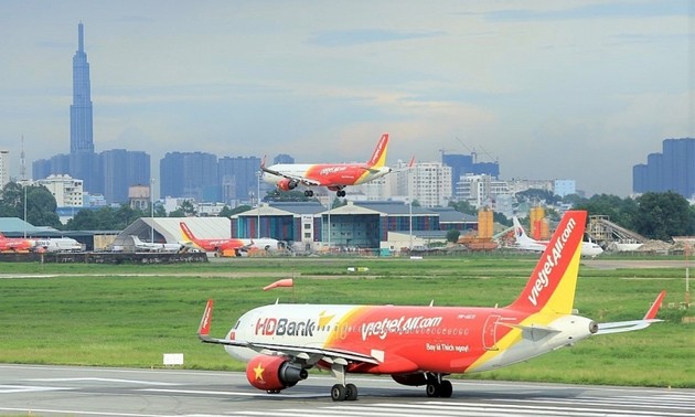 Lần đầu tiên tại Việt Nam có thẻ bay vạn năng, bay không giới hạn