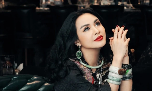 Diva Thanh Lam hát lời “Hẹn yêu“
