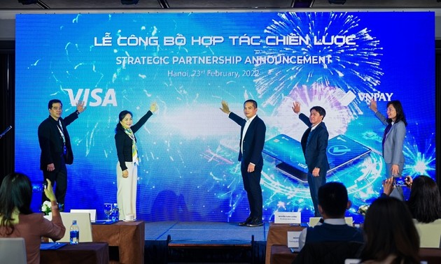 Visa và VNPAY hợp tác thúc đẩy thanh toán số tại Việt Nam