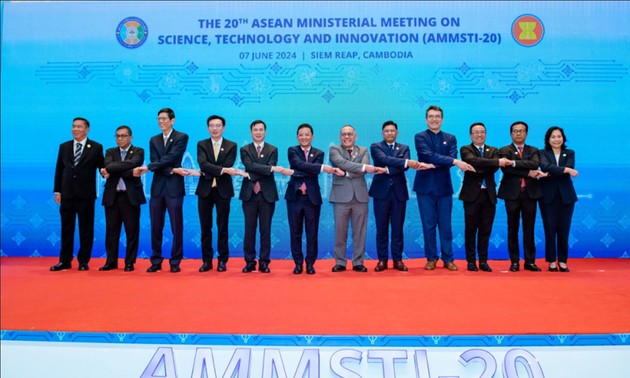 Trí tuệ nhân tạo: Các bộ trưởng ASEAN nhấn mạnh nhu cầu hợp tác để khai thác lợi ích của AI