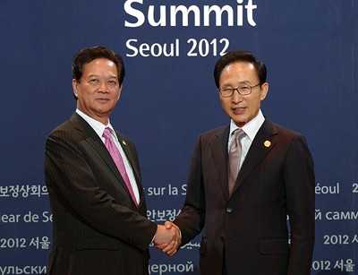  Perdana Menteri VN Nguyen Tan Dung mengakhiri kunjungan di Republik Korea