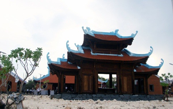  Membangun lagi dua pagoda di kepulauan Truong Sa