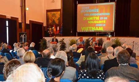 Orang Vietnam di Perancis dan sahabat Perancis menyatakan kecemasan atas situasi di Laut Timur