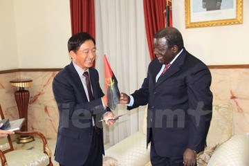 Presiden Angola ingin memperkuat kerjasama dengan Vietnam