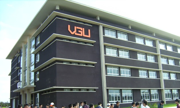 Membangun Universitas Viet-Duc menjadi pola universitas baru