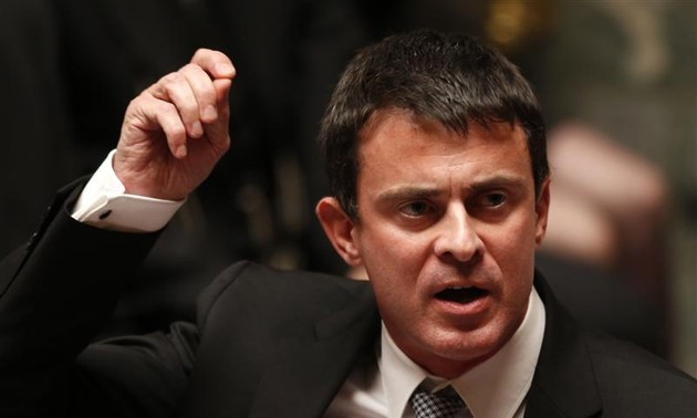 PM Perancis,  Manuel Valls memperingatkan bahaya serangan kimia dan biologi