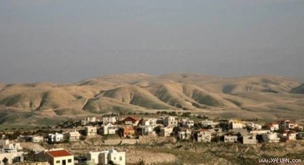 Israel menduduki banyak daerah luas di tepian Barat