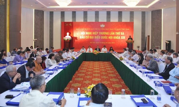 Di seluruh negeri ada 1121 orang yang berada dalam daftar calon anggota Majelis Nasional Vietnam