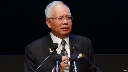 IS mengirim surat mengancam PM Malaysia Najib Razak dan Penasehat Negara Myanmar