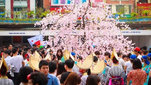 Membuka Festival Vietnam-Jepang tahun 2016