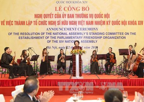 Membentuk Organisasi Legislator persahabatan Vietnam dari MN angkatan XIV