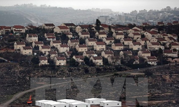 Israel : bentrokan meledak ketika polisi melakukan pembubaran zona pemukiman ilegal di tepian Barat