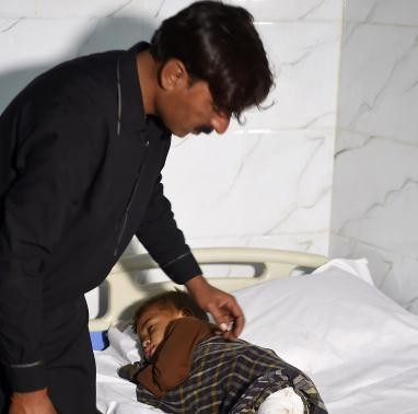 Puluhan orang tewas dalam serangan bom di Pakistan Selatan