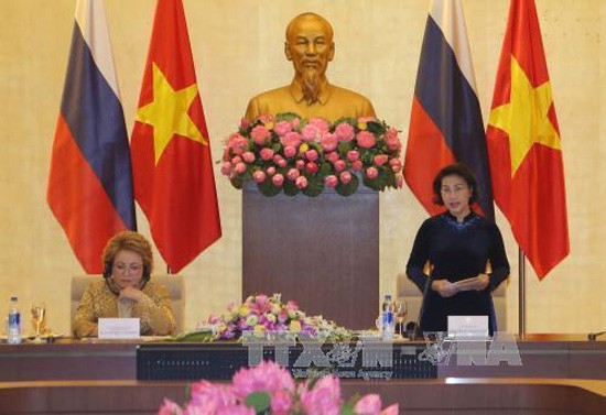 Sarasehan memperkuat hubungan kemitraan antara daerah-daerah Vietnam dan Federasi Rusia