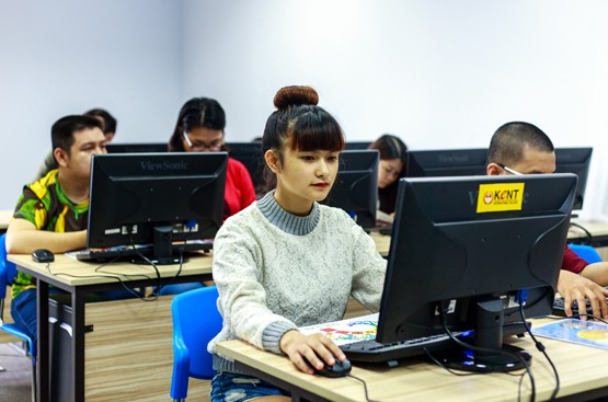 Australia membantu Vietnam menjamin kualitas pendidikan online