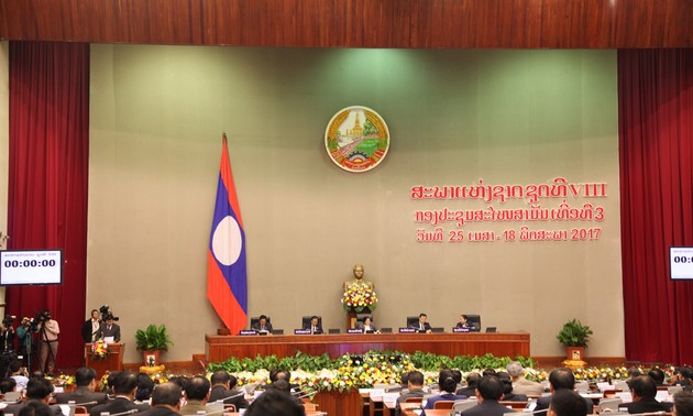 Persidangan ke-3 Parlemen Laos angkatan ke-8 dibuka