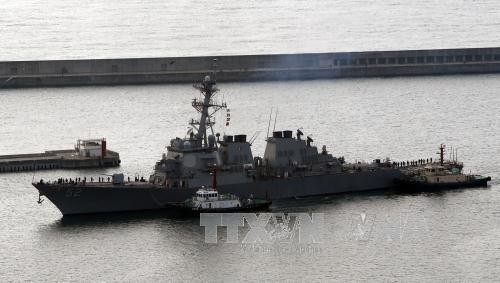 Angkatan Laut  Republik Korea dan AS melakukan latihan perang menembak peluru sungguhan