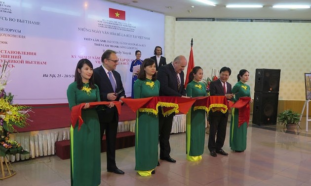  Vietnam menyosialisasikan citra di Festival Kebudayaan Asia di Republik Czech