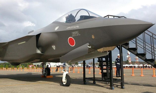 Jepang melakukan secara sukses uji coba pesawat terbang F-35 yang untuk pertama kalinya dirakit