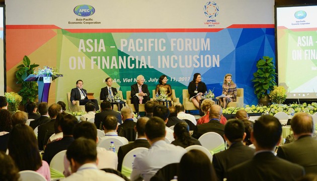  Forum APEC ke 7 tentang keuangan yang komprehensif