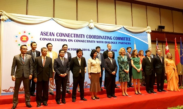  ASEAN mendorong penggelaran renacna konektivitas umum 2025