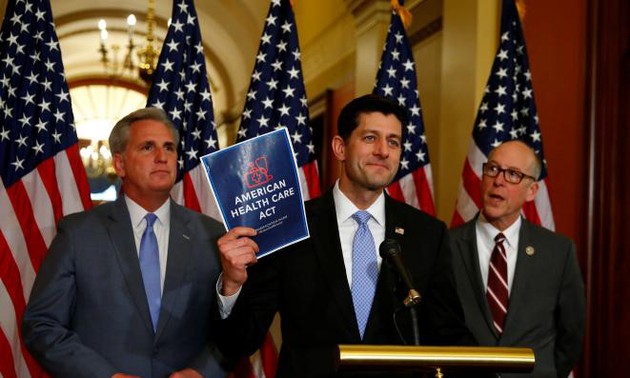 AS : Para Senator Partai Republik mengumumkan RUU tentang Perawatan Kesehatan amandemen