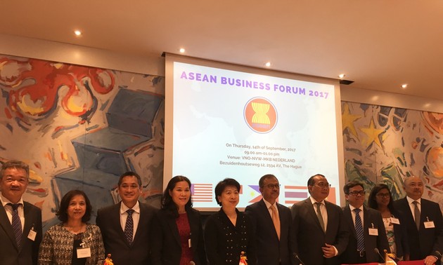  Forum badan usaha ASEAN pertama: Pasar ASEAN-Kesempatan terbuka bagi Belanda dan Uni Eropa