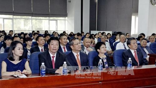  Pertemuan sehubungan dengan peringatan ultah ke-68  Hari Nasional Republik Rakyat Tiongkok