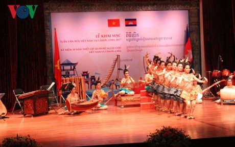 Pekan Kebudayaan Kamboja di Vietnam tahun 2017 berlangsung dari 8-11/11