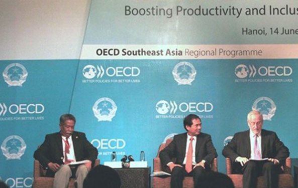  Jepang berseru kepada ASEAN supaya bekerjasama dengan OECD untuk mengembangkan infrastruktur