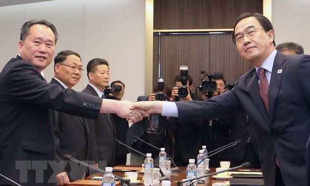 Dua bagian negeri Korea memulai perundingan tentang  kerjasama ekonomi 
