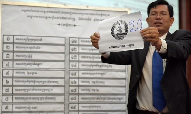 Kamboja memulai kampanye pemilu di Parlemen