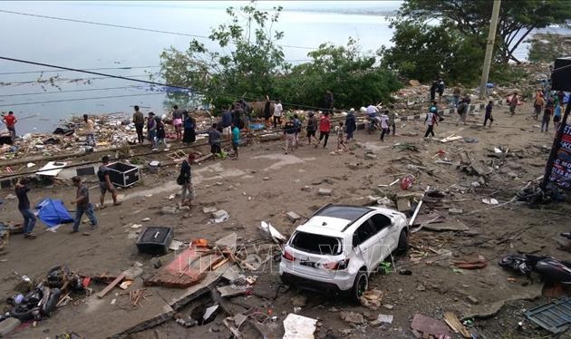 Indonesia menggelarkan pekerjaan pertolongan pasca tsunami di Sulawesi Tengah
