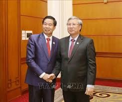 Tran Quoc Vuong, Anggota Polit Biro, Anggota Harian Sekretariat KS PKV menerima delegasi tingkat tinggi Ibukota Vientiane