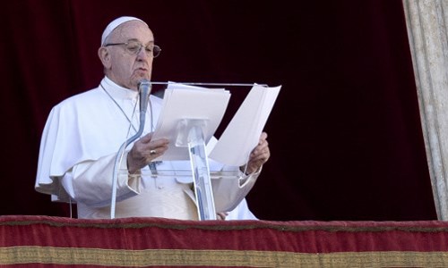 Sri Paus menyerukan perdamaian di Yaman dan Suriah pada upacara pemberkatan