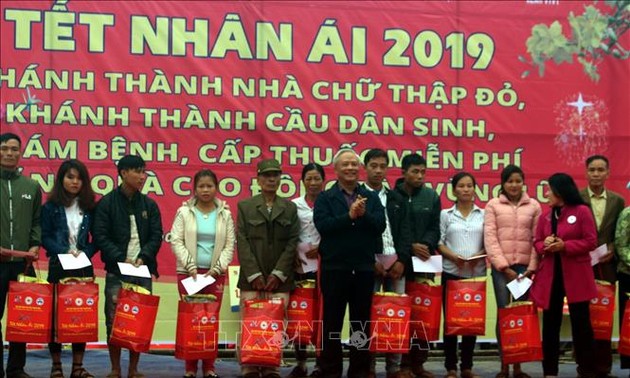 “Hari Raya Kemanusiaan” di Kabupaten Quan Hoa, Provinsi Thanh Hoa