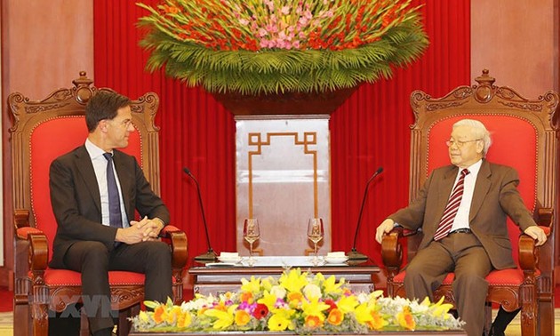 Sekjen, Presiden Vietnam, Nguyen Phu  Trong menerima PM Kerajaan Belanda, Mark Rutte