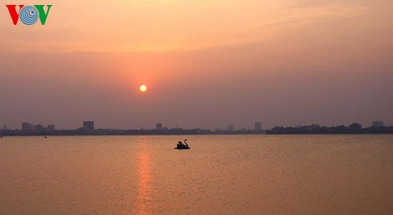 Sunset on West Lake 