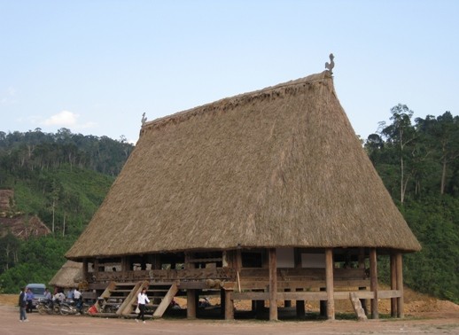Communal house of the Cotu