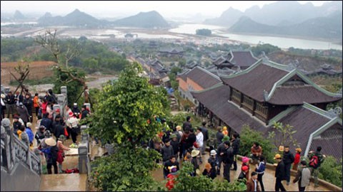Vietnam hosts international conference on spiritual tourism 