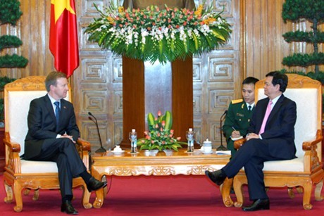 Prime Minister encourages Vietnam-New Zealand defence ties 