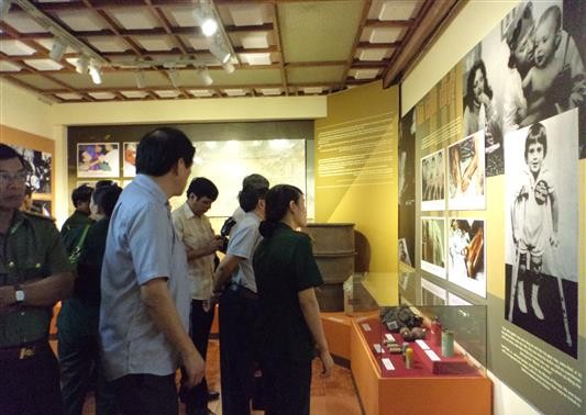 Exhibition on Agent Orange /dioxin victims and their fight for justice opens