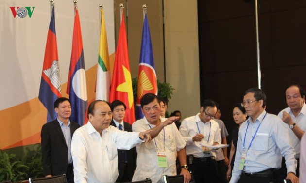 Prime Minister inspects preparations for Mekong-related meetings 