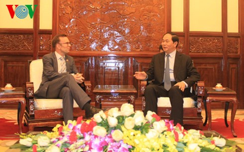 President Tran Dai Quang receives outgoing New Zealand Ambassador 